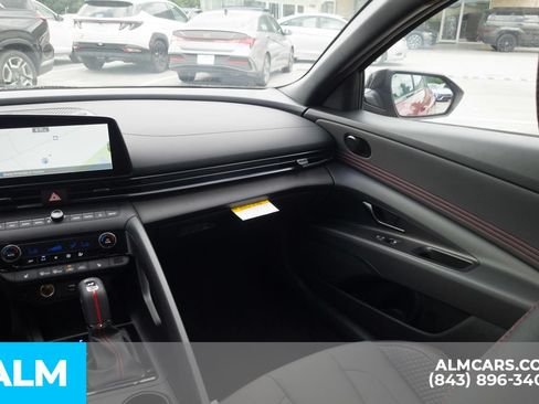 Certified 2025 Hyundai Elantra N Line FWD image 18