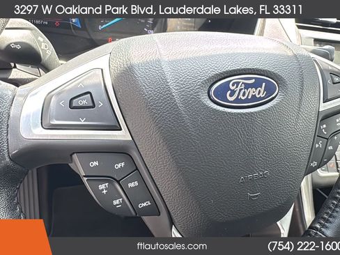 Used 2018 Ford Fusion SE w/ Equipment Group 602A FWD image 43