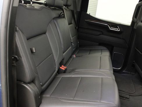 Used 2024 GMC Sierra 1500 SLT AWD/4WD image 19