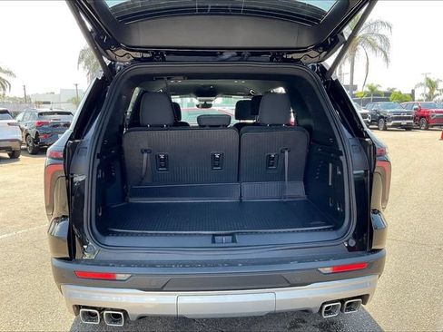 New 2026 Chevrolet Traverse LT w/ Driver Confidence Package FWD image 16