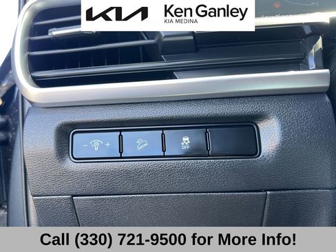 Certified 2023 Kia Telluride S w/ S Sunroof Package image 30