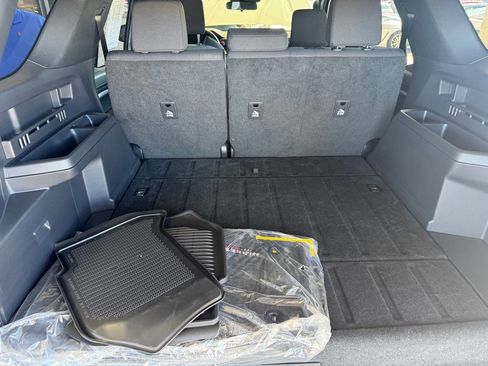 Used 2025 Toyota 4Runner TRD Off-Road image 18