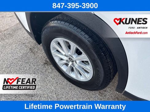 Used 2024 Toyota Grand Highlander XLE image 11