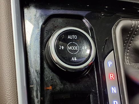 Used 2025 Chevrolet Colorado ZR2 image 18