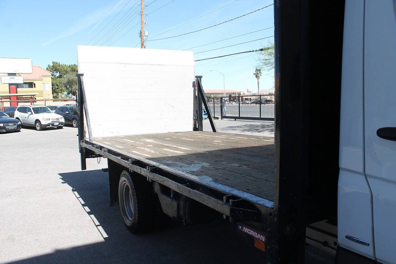 Used 2014 Mercedes-Benz Sprinter 3500 image 33