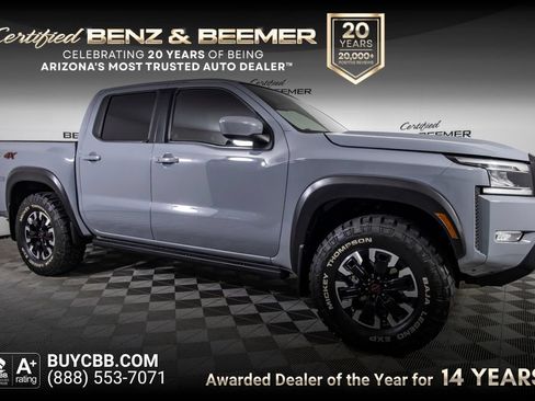 Used 2022 Nissan Frontier PRO-4X w/ Off-Road Protection Package AWD/4WD image 1
