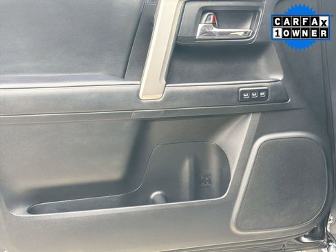 Used 2021 Toyota 4Runner Limited image 22