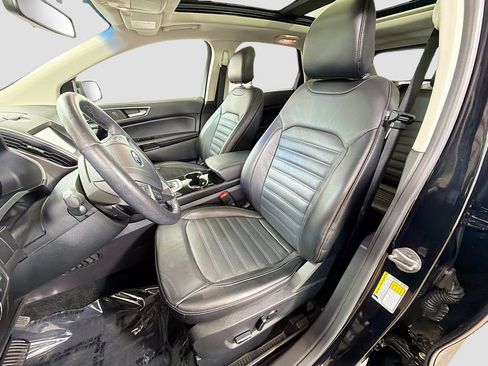 Used 2016 Ford Edge SEL w/ Equipment Group 201A AWD/4WD image 21