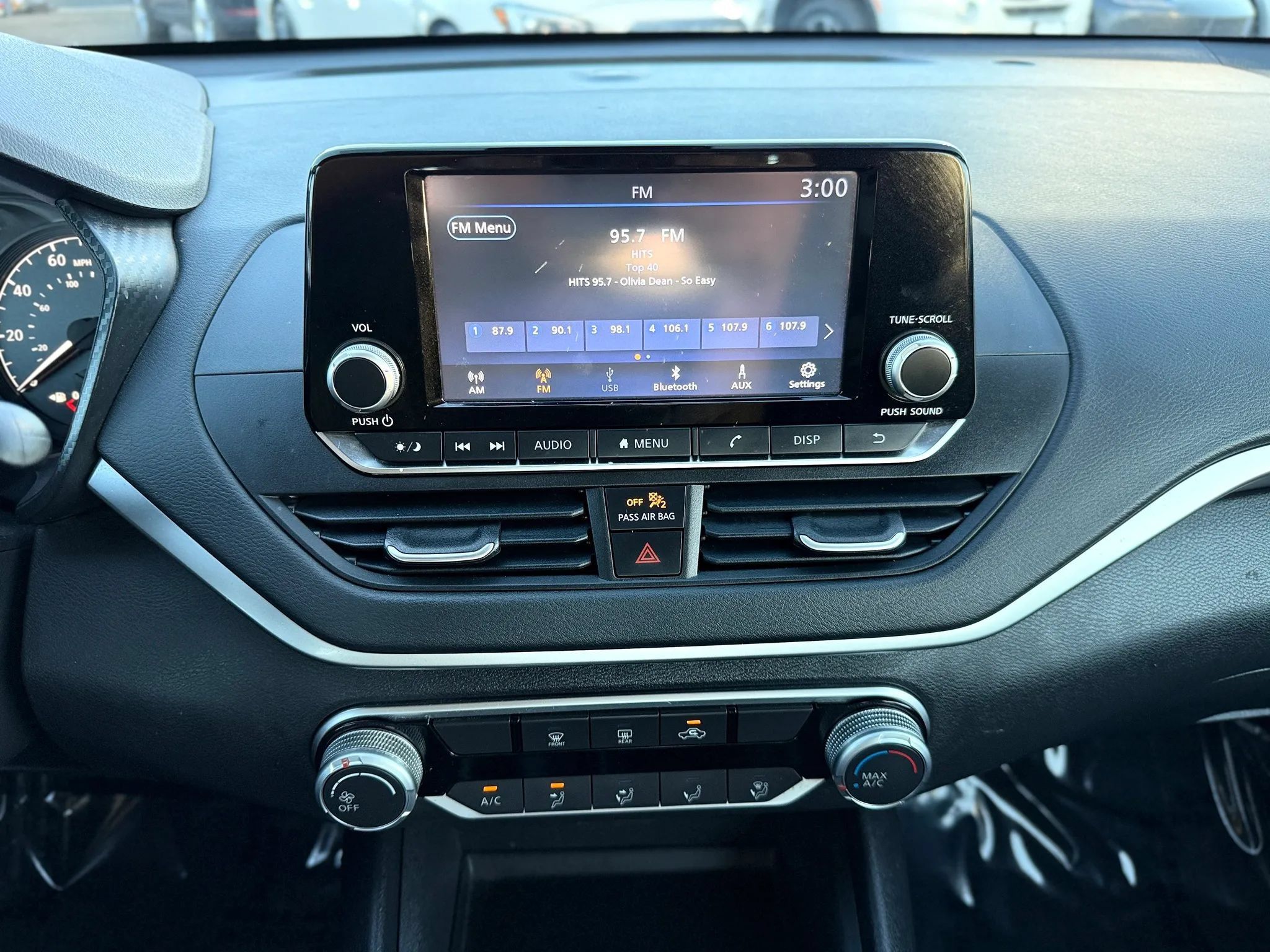 Used 2022 Nissan Altima 2.5 S FWD image 26
