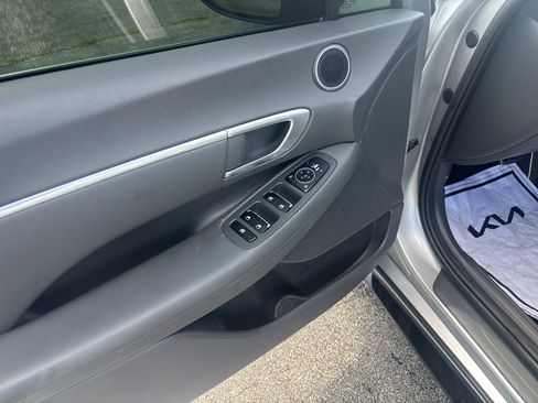 Used 2021 Hyundai Sonata SEL Plus image 9