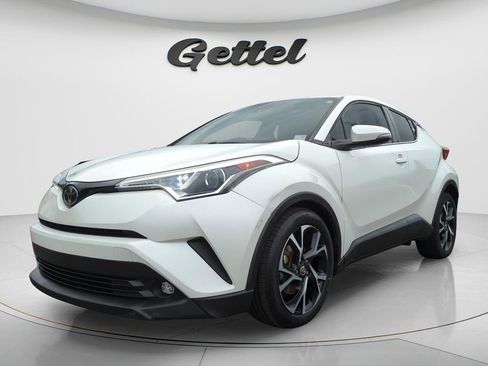 Used 2019 Toyota C-HR Limited FWD image 1