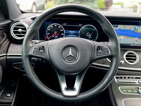 Used 2018 Mercedes-Benz E 400 4MATIC Wagon image 43