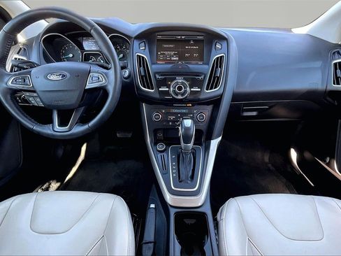 Used 2015 Ford Focus Titanium image 16