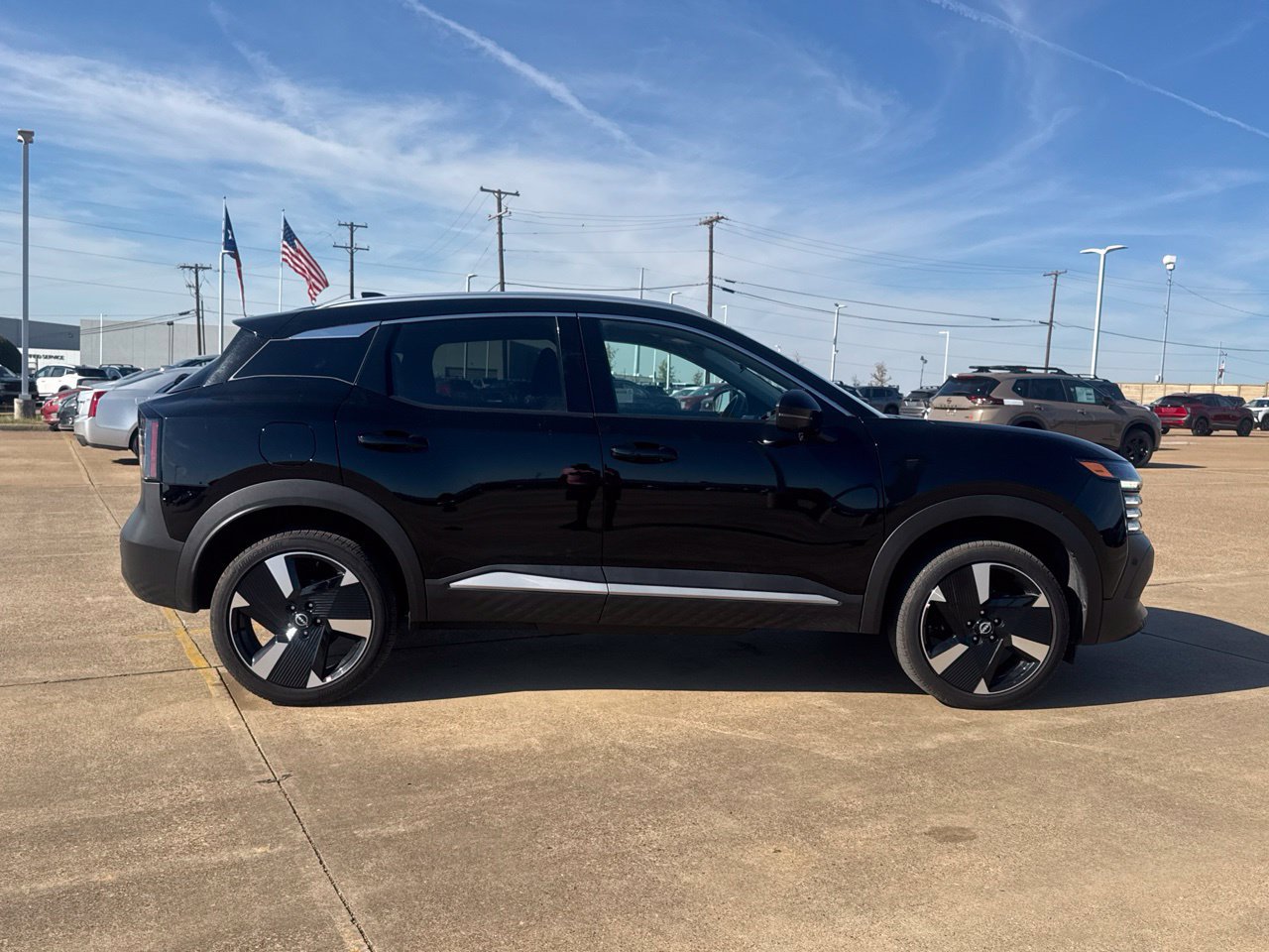 Certified 2026 Nissan Kicks SR FWD image 28