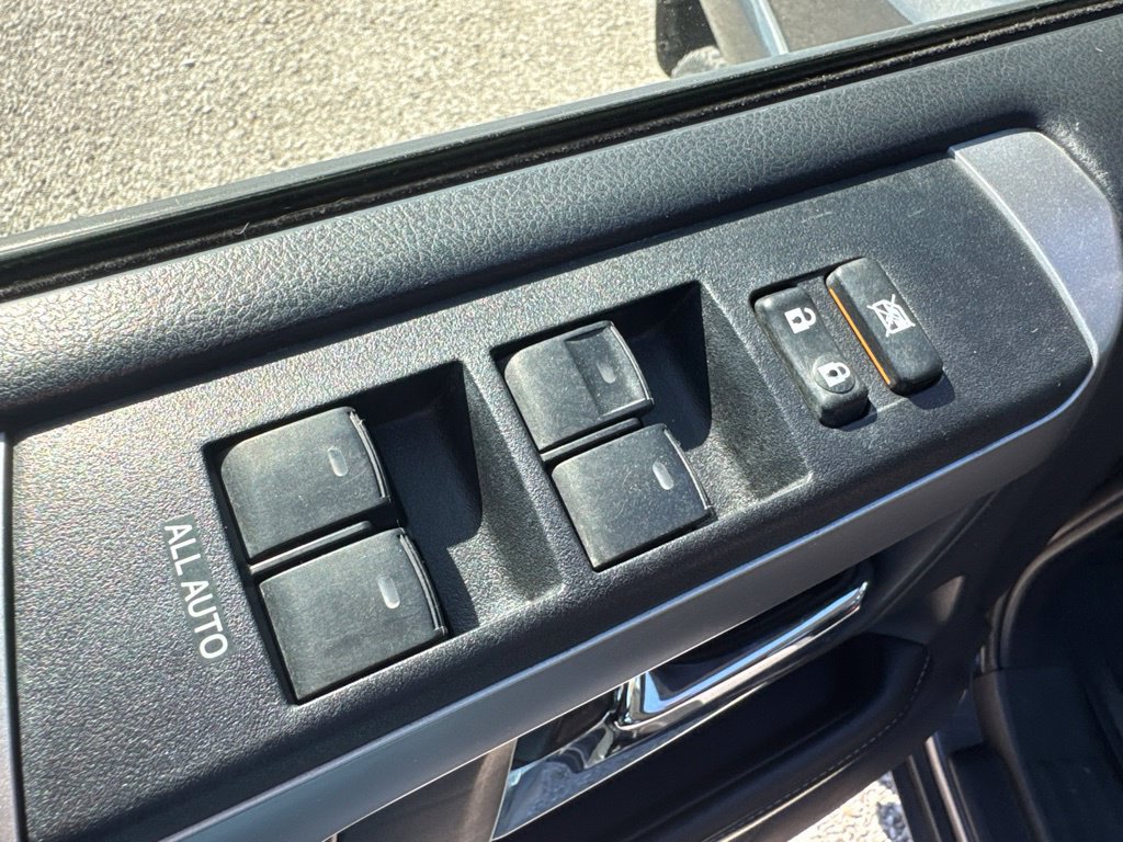 Used 2016 Toyota 4Runner SR5 AWD/4WD image 21