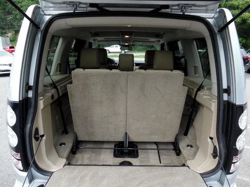 Used 2015 Land Rover LR4 HSE image 24