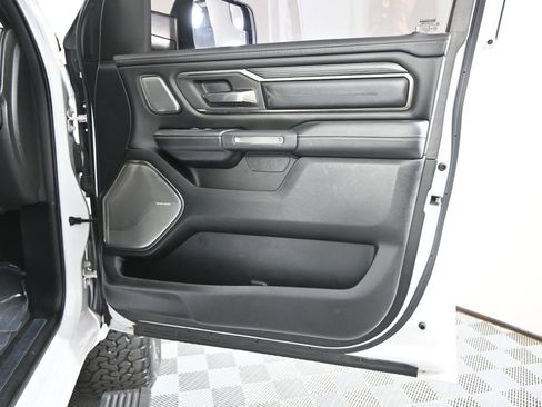 Used 2019 RAM 1500 Limited AWD/4WD image 13