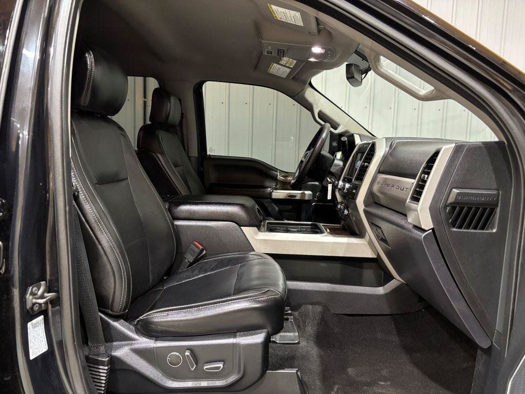 Used 2019 Ford F350 Lariat w/ Lariat Value Package AWD/4WD image 12