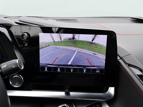 Used 2022 Chevrolet Corvette Stingray Premium Cpe w/ Z51 Performance Package image 23