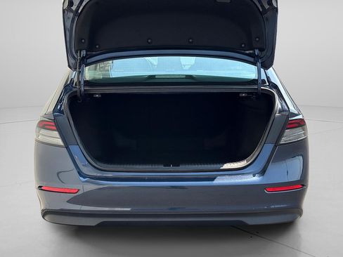 Certified 2023 Honda Accord EX image 6