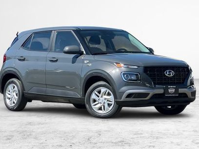 New 2026 Hyundai Venue SE