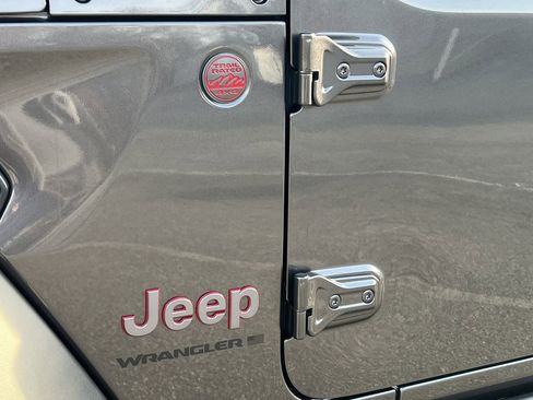 New 2026 Jeep Wrangler Unlimited Rubicon image 32