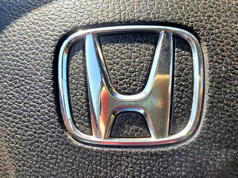 Used 2017 Honda Civic Sport image 38
