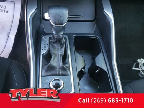 Used 2022 Kia Sorento LX AWD/4WD image 28