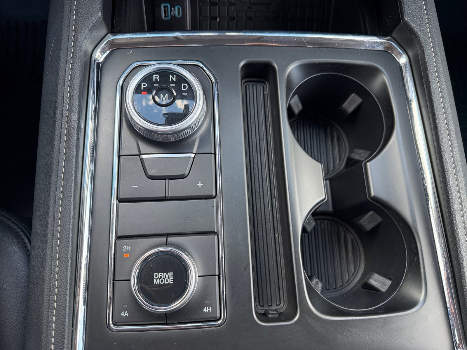 Used 2024 Ford Expedition Max XLT AWD/4WD image 25