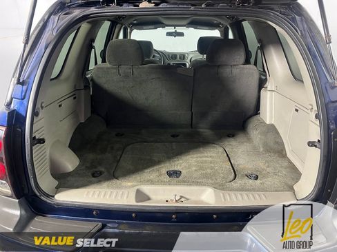 Used 2004 Chevrolet TrailBlazer LS w/ LS Preferred Equipment Group AWD/4WD image 10
