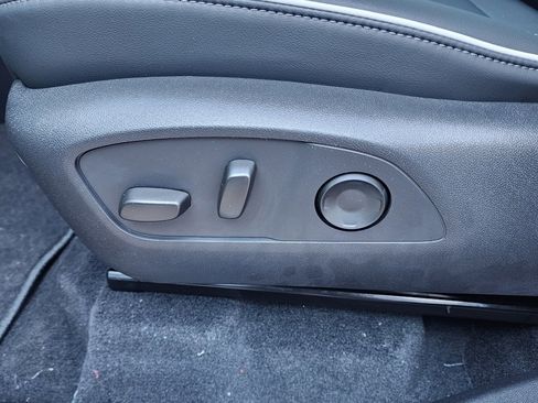 New 2026 Buick Enclave Preferred w/ Power Package image 17