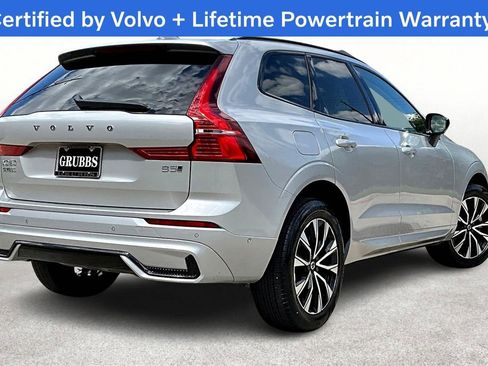 Used 2025 Volvo XC60 B5 Plus image 2