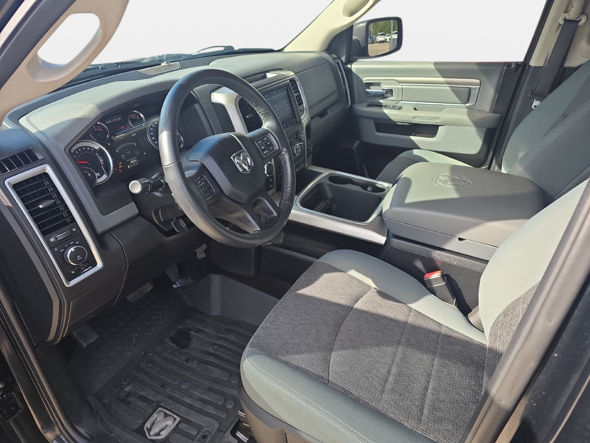 Used 2019 RAM 1500 Big Horn AWD/4WD image 15