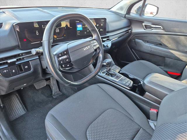 Used 2026 Kia Sportage LX FWD image 12