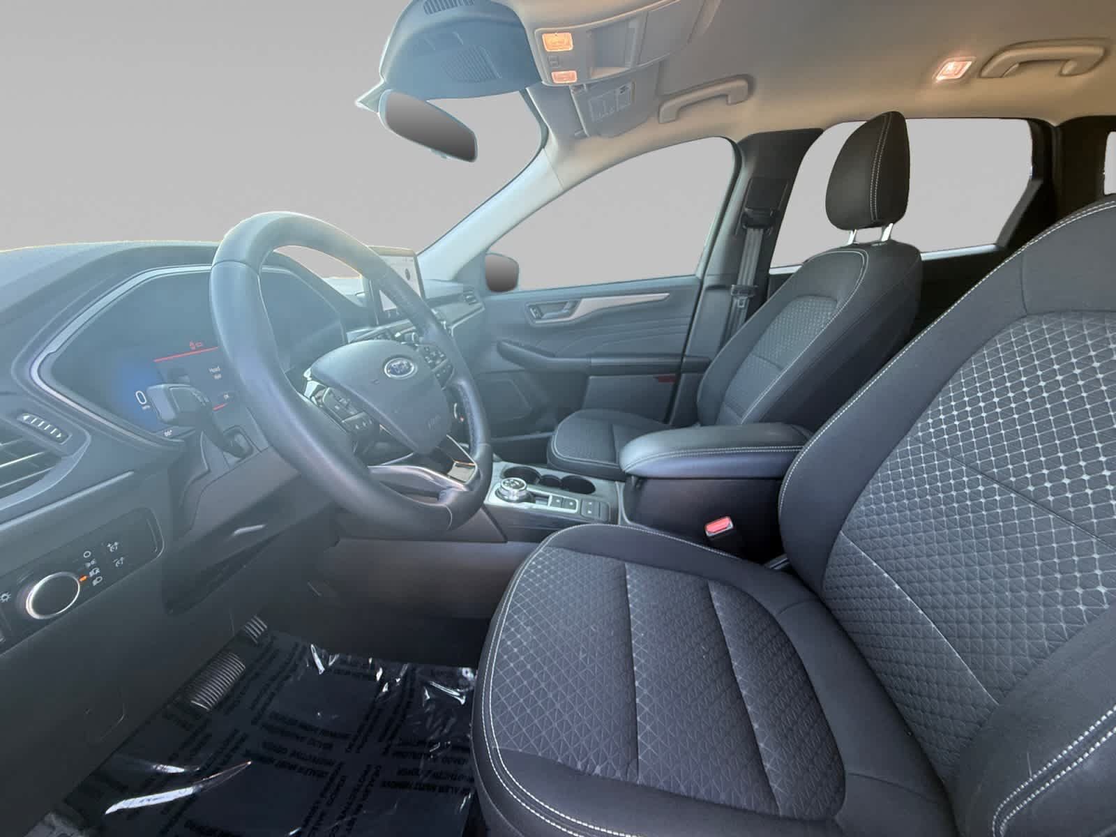 Used 2023 Ford Escape Active AWD/4WD image 11