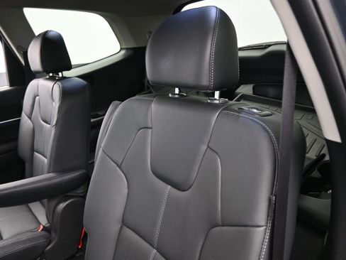 Used 2024 Kia Telluride SX image 37