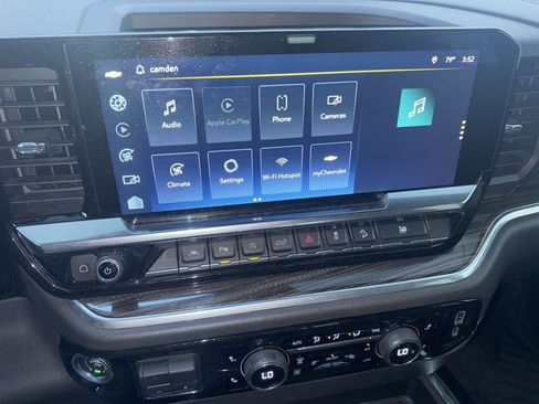 Used 2022 Chevrolet Silverado 1500 LT Trail Boss w/ LT Trail Boss Premium Package image 19