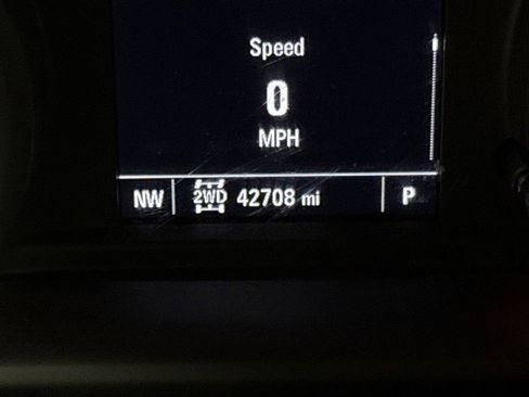 Used 2022 Chevrolet Silverado 1500 Custom image 13