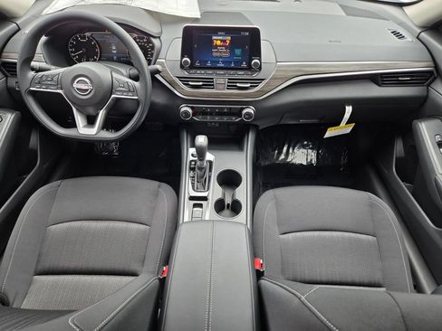 New 2026 Nissan Altima 2.5 SV AWD/4WD image 14
