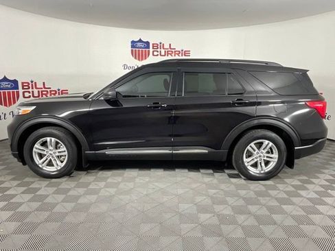 Certified 2023 Ford Explorer XLT image 6