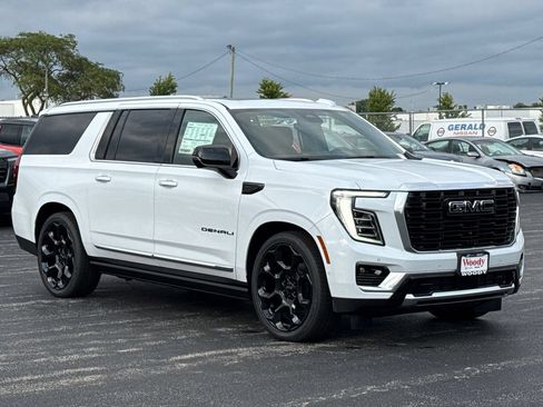 New 2026 GMC Yukon XL Denali w/ Denali Reserve Package AWD/4WD image 6