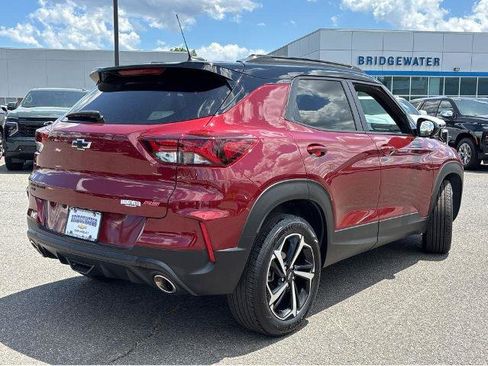 Used 2023 Chevrolet TrailBlazer RS w/ Convenience Package AWD/4WD image 18