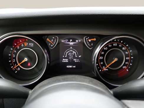 Used 2022 Jeep Gladiator Sport image 23