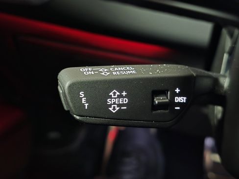 Used 2025 Audi S6 Prestige image 24