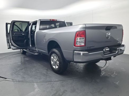 Used 2024 RAM 3500 Big Horn AWD/4WD image 73