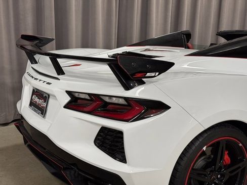 Used 2023 Chevrolet Corvette Stingray w/ Z51 Performance Package image 10