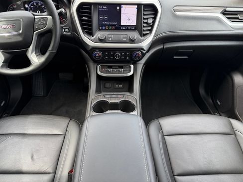 Used 2023 GMC Acadia SLT w/ Technology Package AWD/4WD image 19
