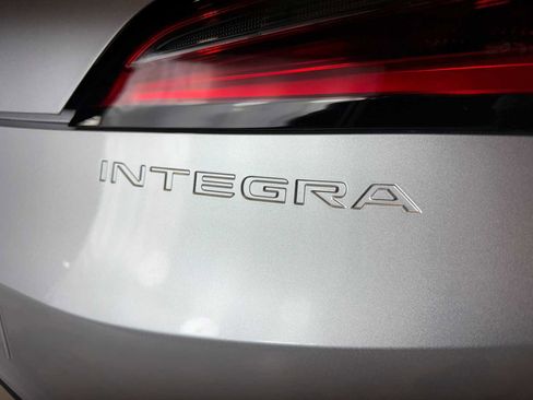New 2026 Acura Integra FWD image 9
