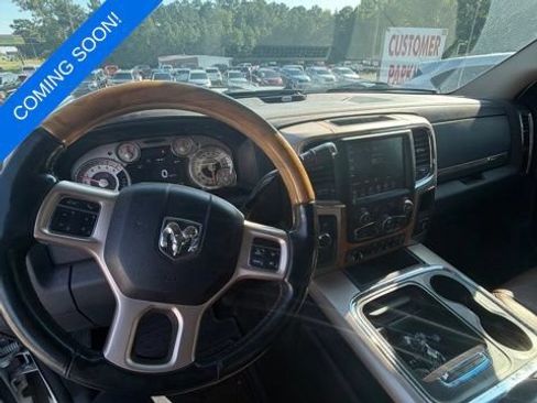 Used 2017 RAM 3500 Laramie Longhorn AWD/4WD image 6
