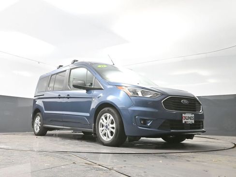 Used 2019 Ford Transit Connect XLT image 46